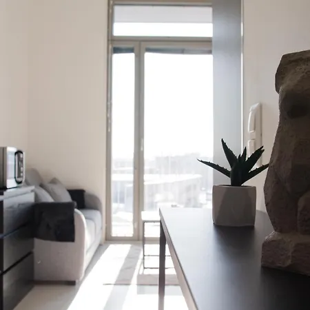 Apartment Elegant November 1