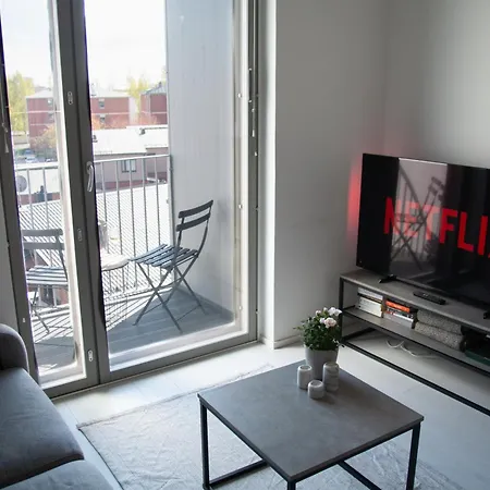 Elegant November 1 Apartment